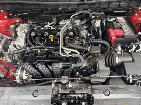 Used 2025 Nissan Altima 2.5 SV FWD image 27