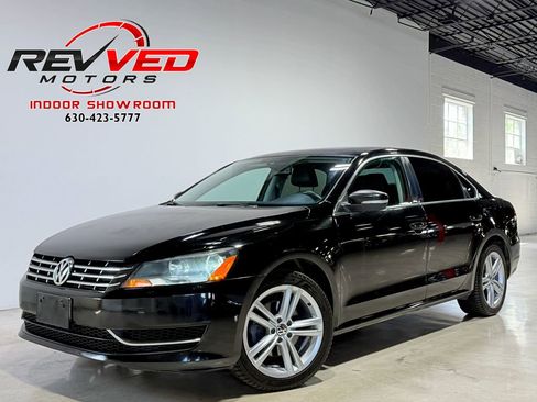 Used 2014 Volkswagen Passat TDI SE FWD image 1