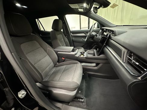 Certified 2025 GMC Terrain Elevation image 25