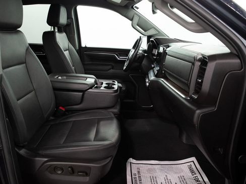 Used 2025 GMC Sierra 1500 SLT RWD image 14
