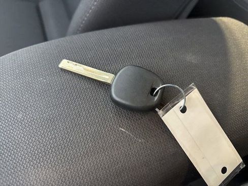 Used 2023 Toyota Corolla LE image 47