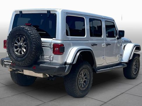 Used 2022 Jeep Wrangler Unlimited Rubicon AWD/4WD image 15