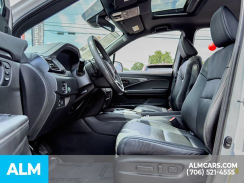 Used 2023 Honda Passport EX-L image 12