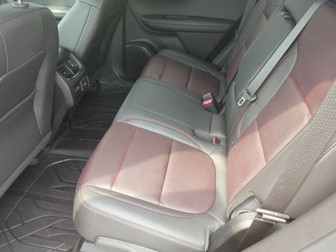 Used 2020 Chevrolet Blazer RS image 32