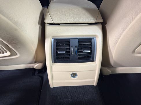 Used 2017 BMW 330e image 33