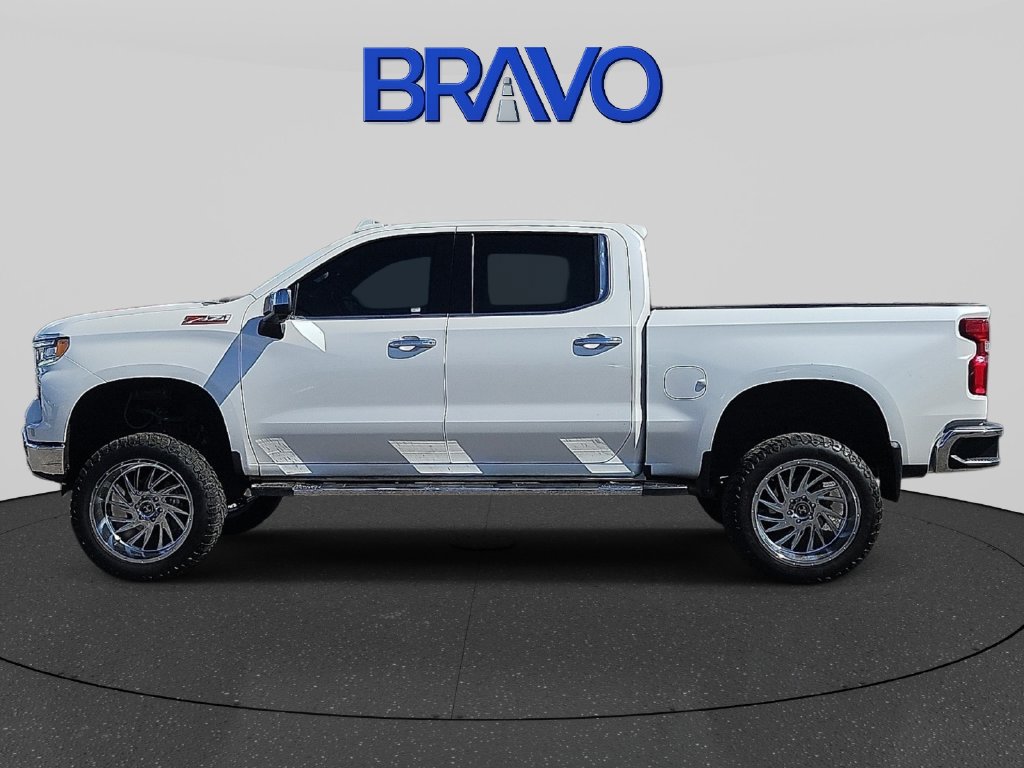 Used 2023 Chevrolet Silverado 1500 LTZ AWD/4WD image 2