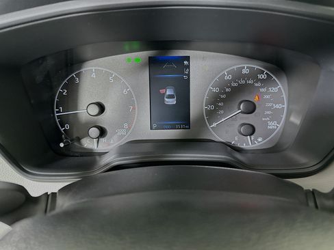 Used 2025 Toyota Corolla LE FWD image 19