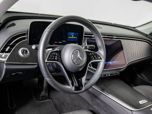 Used 2024 Mercedes-Benz E 450 4MATIC Sedan image 18