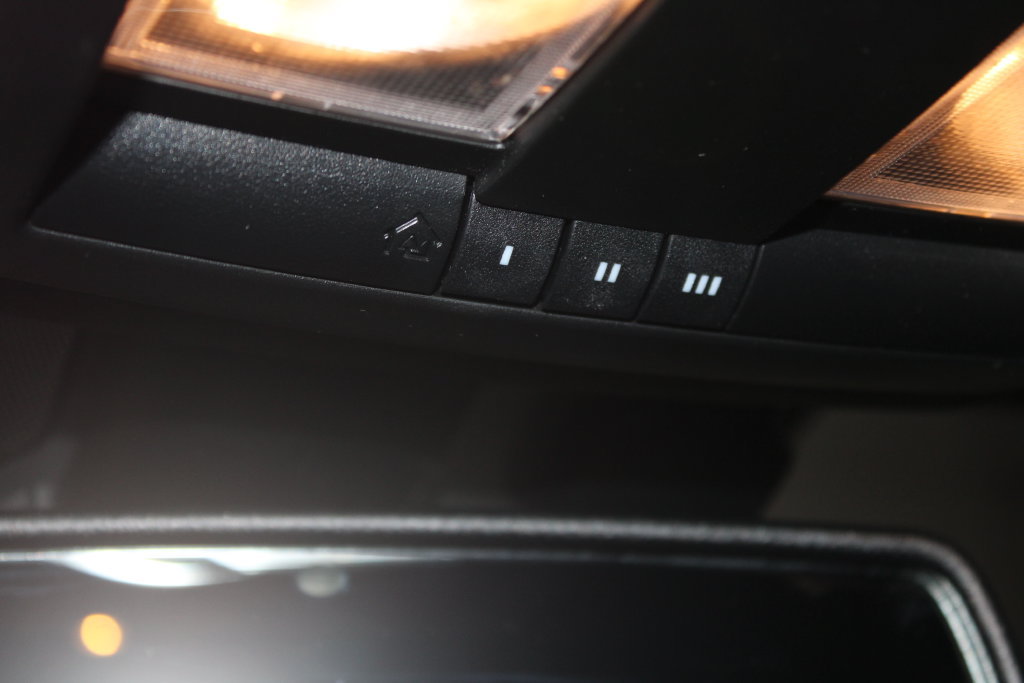 Used 2019 Dodge Challenger R/T RWD image 34