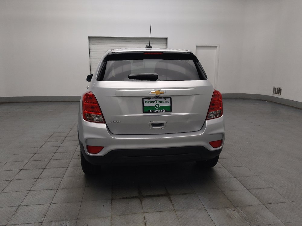 Used 2022 Chevrolet Trax LS w/ Tint and Cruise Package FWD image 6