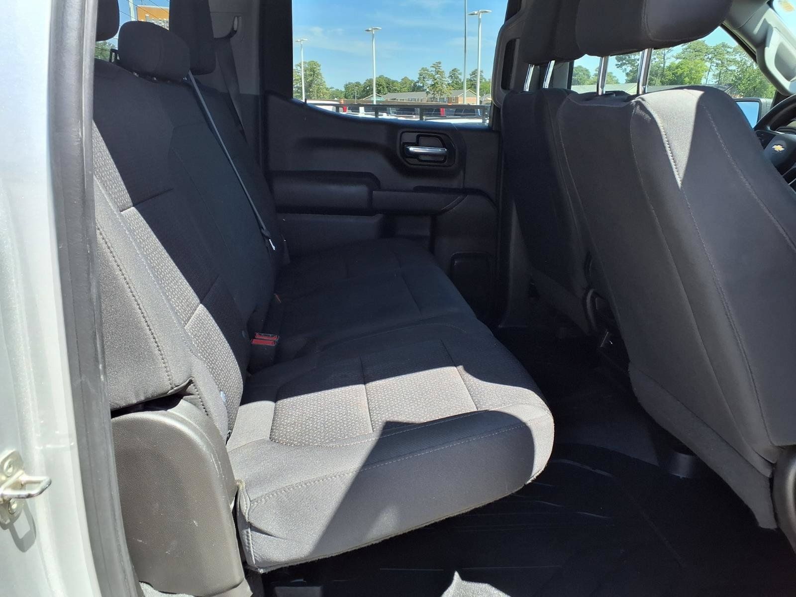 Used 2022 Chevrolet Silverado 1500 Custom w/ LPO, Dark Essentials Package RWD image 18