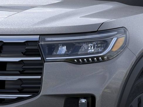 New 2026 Ford Explorer Active w/ Active Comfort Package AWD/4WD image 18
