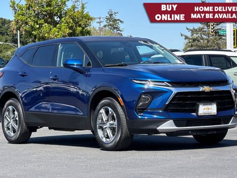 Used 2023 Chevrolet Blazer LT FWD image 1