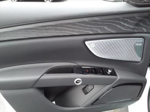 Used 2023 Maserati Grecale GT AWD/4WD image 10