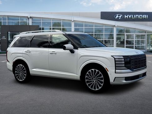 New 2026 Hyundai Palisade Calligraphy FWD image 10