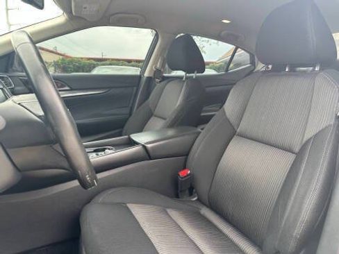Used 2019 Nissan Maxima 3.5 S w/ Floor Mat Group FWD image 10