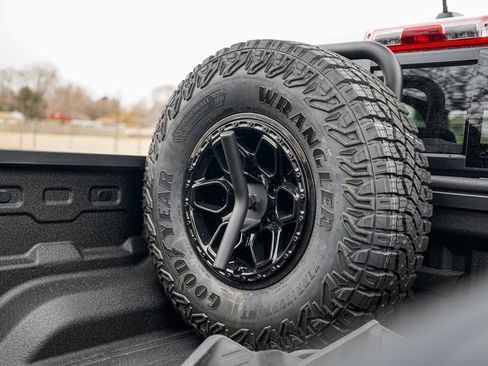 Used 2026 Chevrolet Colorado ZR2 w/ ZR2 Bison Edition image 7