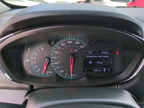 Certified 2019 Chevrolet Trax LT w/ LT Convenience Package image 12