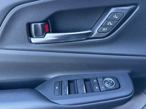 New 2026 Toyota Prius Plug-In Hybrid image 12