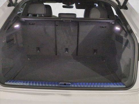 New 2026 Audi Q8 Premium Plus image 6