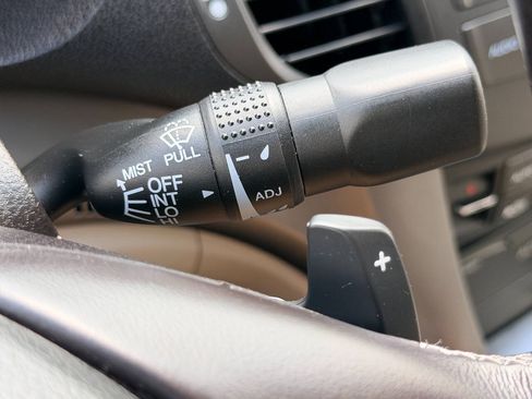 Used 2011 Acura TSX Sedan FWD image 32