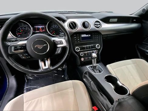 Used 2019 Ford Mustang GT RWD image 15