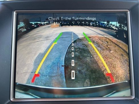 Used 2015 Jeep Grand Cherokee Limited w/ Luxury Group II image 30