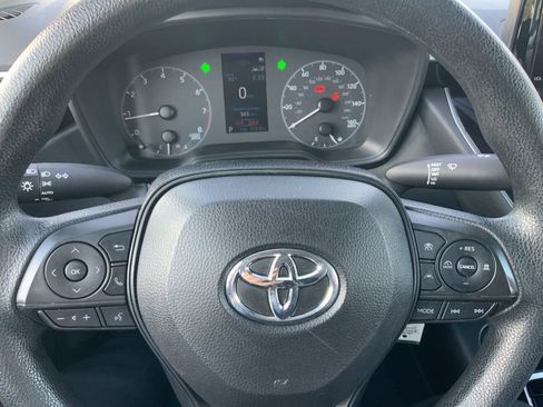 Used 2024 Toyota Corolla LE image 17