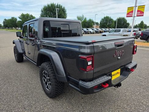 Used 2026 Jeep Gladiator Rubicon w/ Steel Power Dome Hood Package AWD/4WD image 13