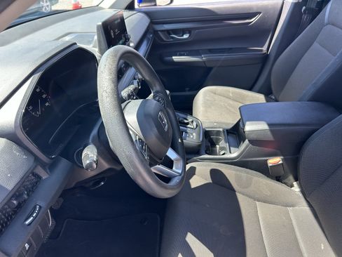 Used 2025 Honda CR-V LX image 14