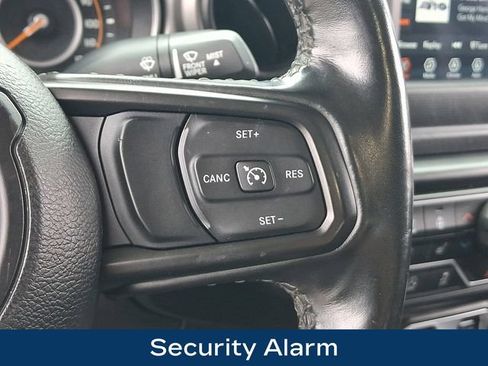 Used 2021 Jeep Gladiator Sport AWD/4WD image 8
