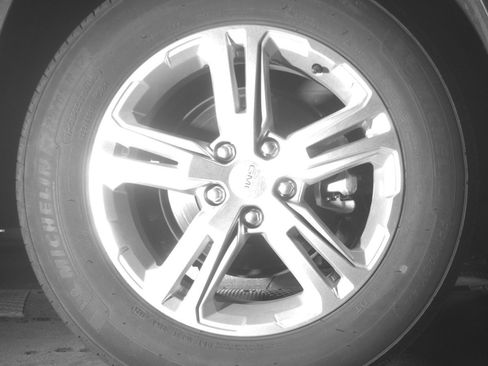 Used 2024 GMC Terrain SLE FWD image 22