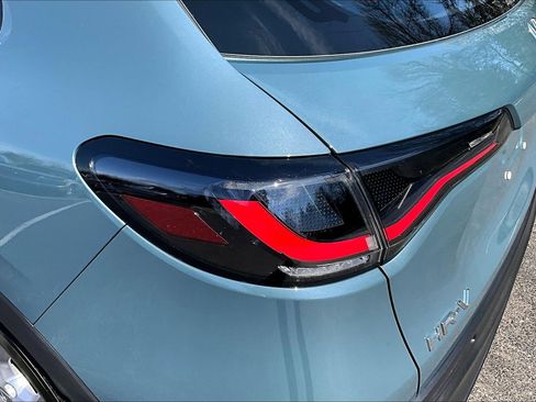 Used 2023 Honda HR-V LX image 23