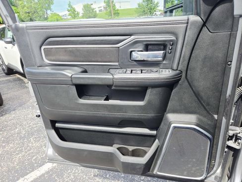 Used 2024 RAM 2500 Laramie w/ Sport Appearance Package AWD/4WD image 18