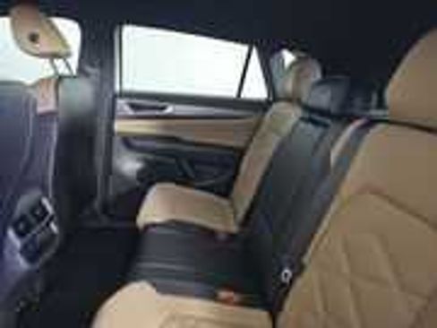 Used 2024 Volkswagen Atlas Cross Sport SE image 10