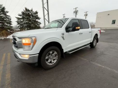 Certified 2022 Ford F150 XLT w/ Equipment Group 301A Mid image 5