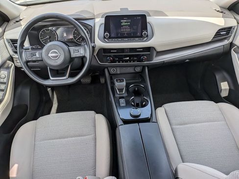 Used 2023 Nissan Rogue SV AWD/4WD image 19