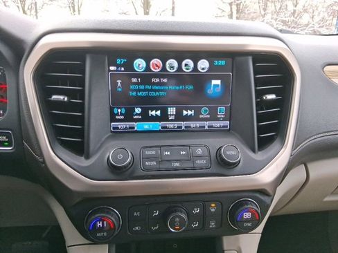 Used 2018 GMC Acadia Denali image 26