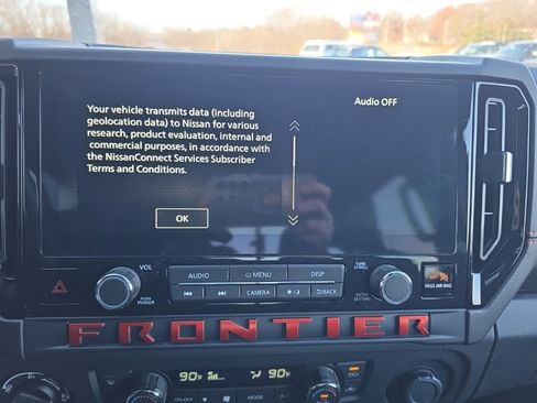 Certified 2025 Nissan Frontier PRO-4X image 25