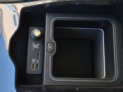 Used 2018 Land Rover Range Rover Supercharged image 36