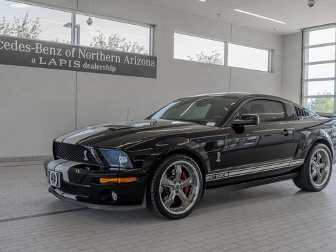 Used 2007 Ford Mustang Shelby GT500 RWD image 3