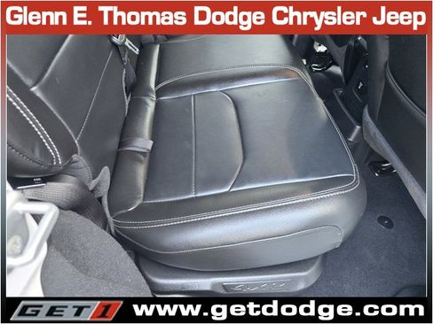 Used 2023 Jeep Wrangler Sahara image 31