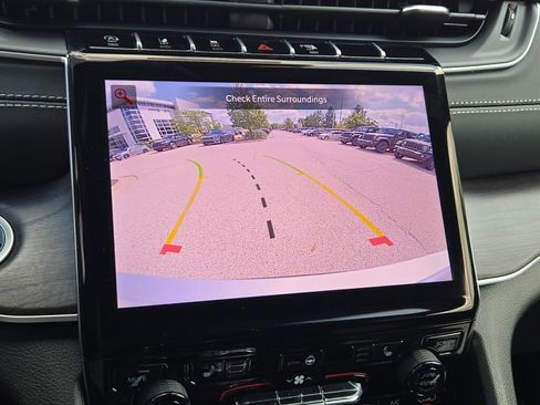 New 2025 Jeep Grand Cherokee L Limited w/ MOPAR Finishing Package image 30