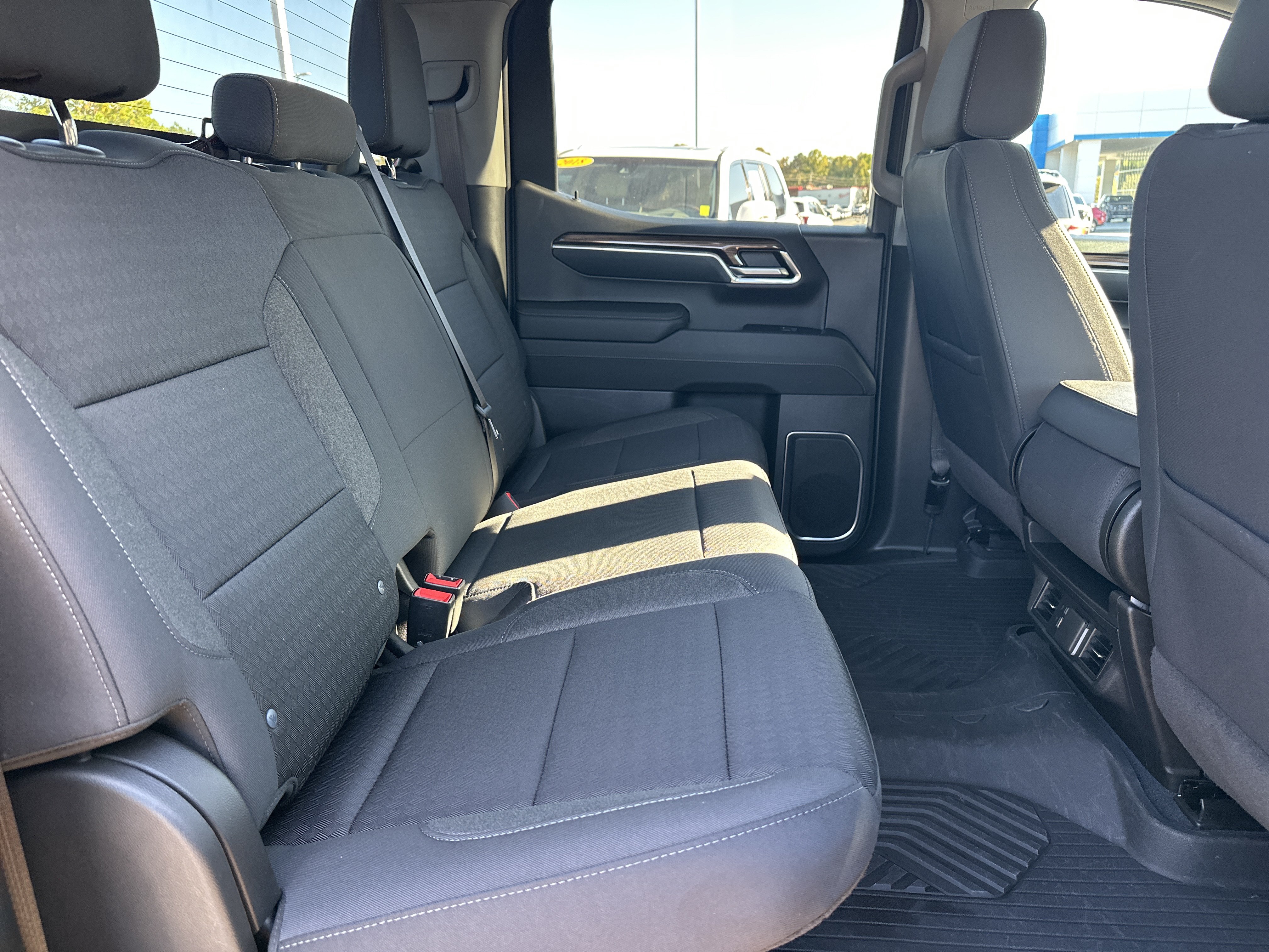 Used 2023 Chevrolet Silverado 1500 RST AWD/4WD image 16