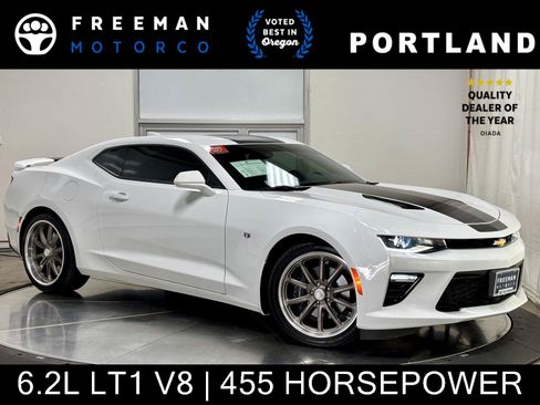 Used 2018 Chevrolet Camaro SS RWD image 1