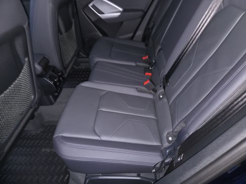 New 2025 Audi Q3 2.0T Premium image 6