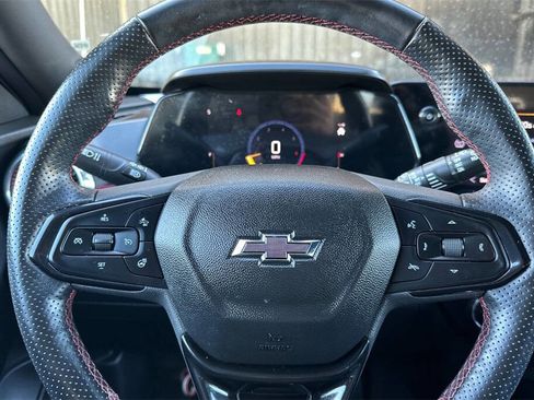 Used 2025 Chevrolet Trax RS w/ Driver Confidence Package image 19