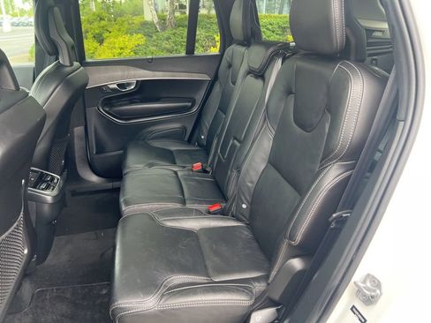 Used 2022 Volvo XC90 T6 Inscription w/ Lounge Package AWD/4WD image 29