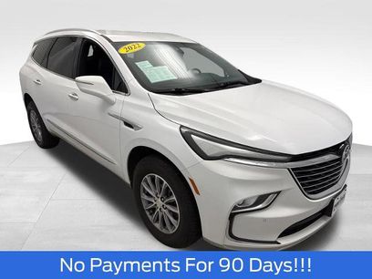 Used 2022 Buick Enclave Essence w/ Trailering Package, 5000 lbs.