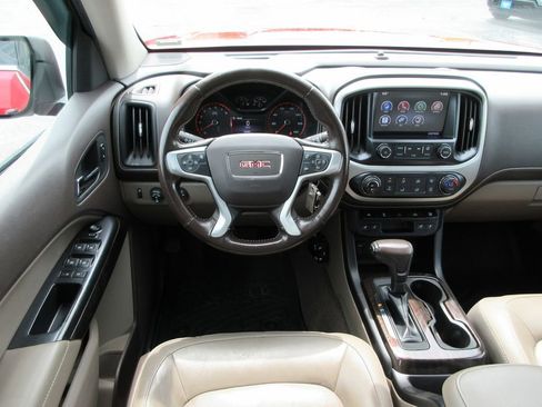 Used 2015 GMC Canyon SLT w/ Driver Alert Package image 17